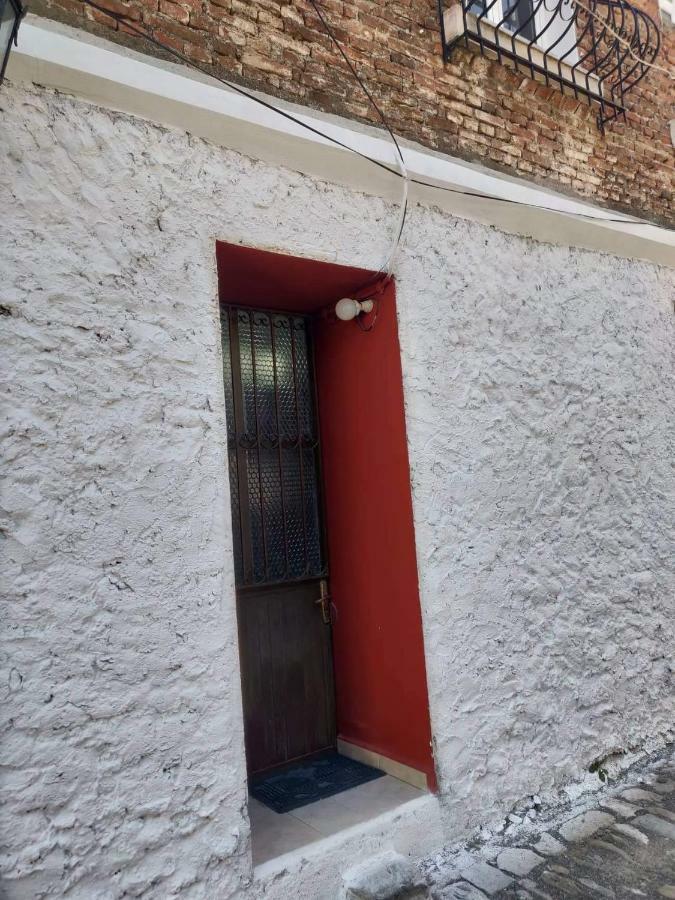 Private Apartment Elbasan Historic Center Elbasani Exterior foto