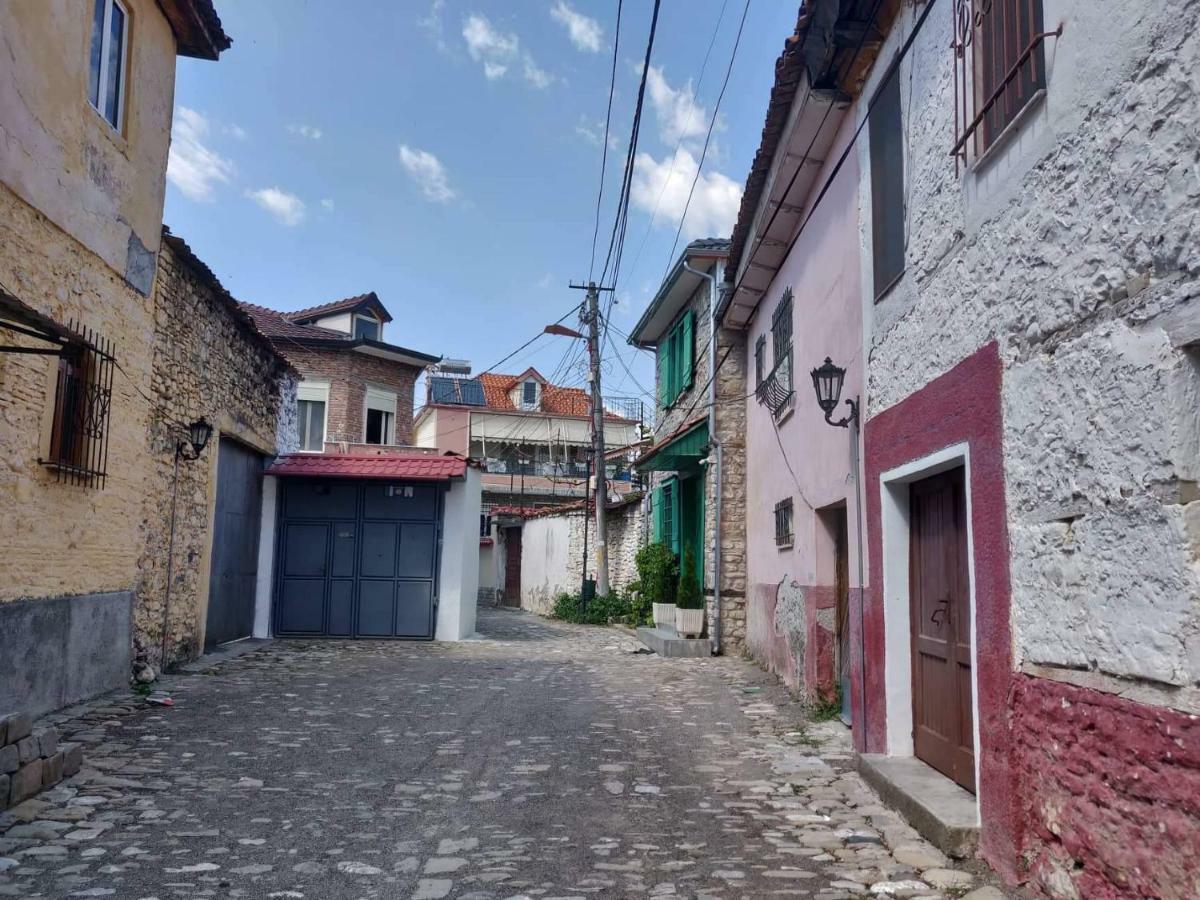Private Apartment Elbasan Historic Center Elbasani Exterior foto