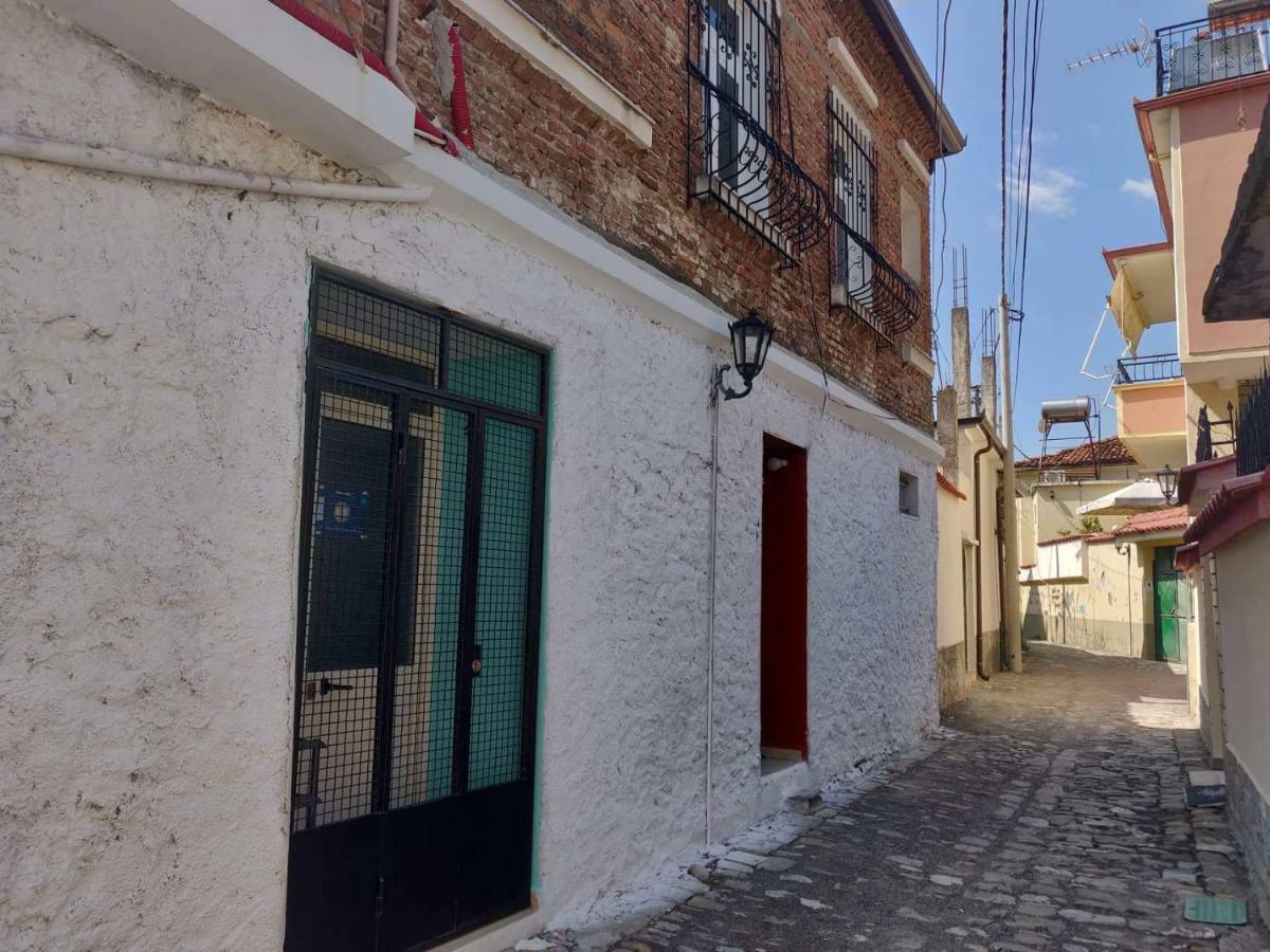 Private Apartment Elbasan Historic Center Elbasani Exterior foto